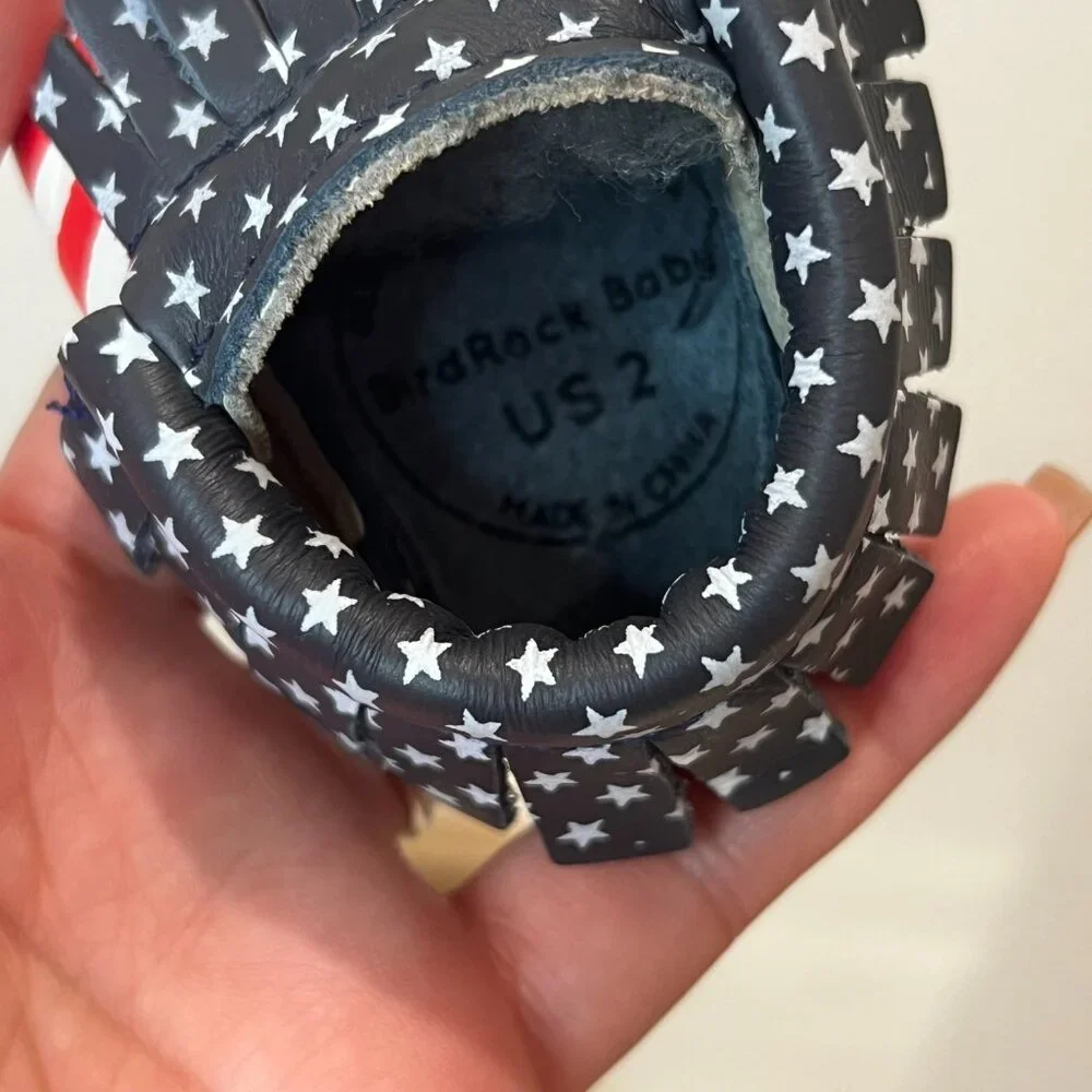 NIB! Bird Rock Baby Genuine Leather Moccasins Stars and Stripes Flag Size 2
